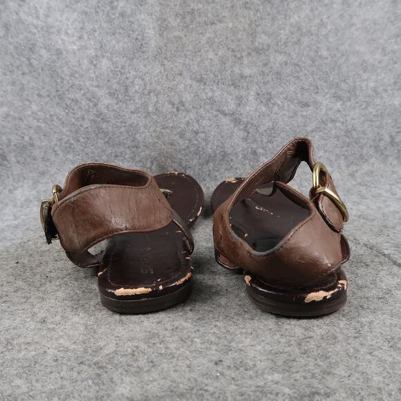 Soda Shoes Womens 7 Sandals T Strap Buckle Flat Thong Brown Casual Studs - Picture 5 of 11